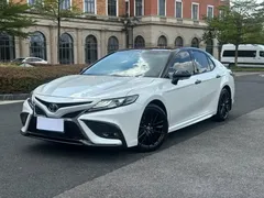 2023 Toyota Camry 2.0S Knight, белый — фото 1