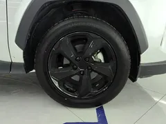 2021 Toyota RAV4 2.0L CVT PLUS, белый — фото 6