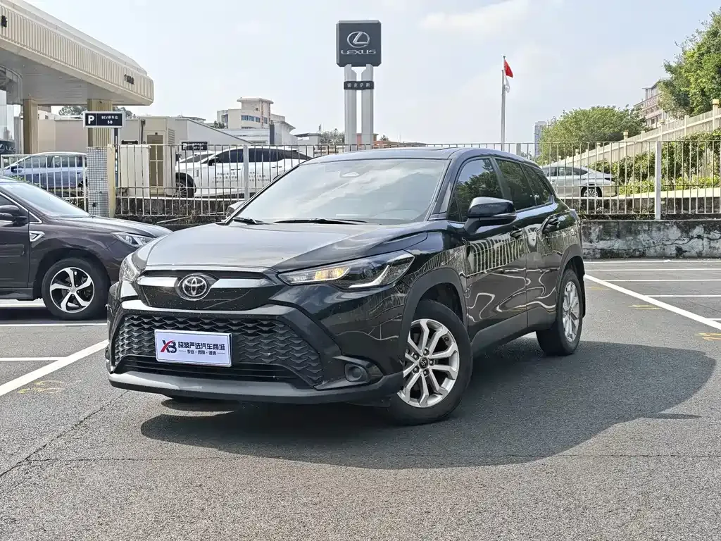 2023 Toyota Frontlander 2.0L CVT Leading
