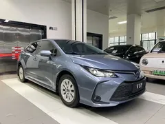 2023 Toyota Corolla 1.8L Hybrid Pioneer, синий — фото 3