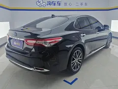 2023 Toyota Camry 2.5HG, чёрный — фото 3