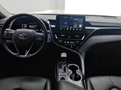 2023 Toyota Camry 2.5HG, чёрный — фото 12