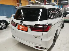 2022 Honda Odyssey 2.0L e:HEV, белый — фото 5