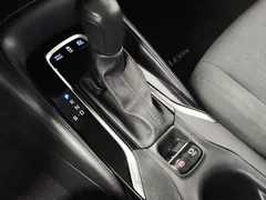 2021 Toyota Levin Hybrid 1.8H E-CVT Advanced, белый — фото 13