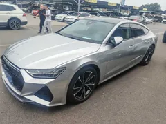 2021 Audi A7 40 TFSI Luxury, чёрный — фото 1