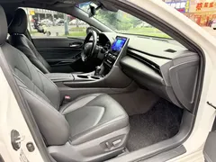 2022 Toyota Avalon 2.0L, белый — фото 7