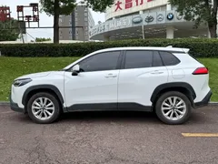 2022 Toyota Corolla Cross 2.0L Elite, белый — фото 3