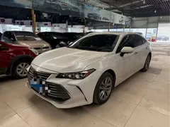 2021 Toyota Avalon 2.5L Luxury, белый — фото 1