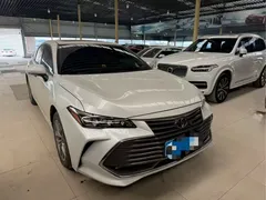 2021 Toyota Avalon 2.5L Luxury, белый — фото 2