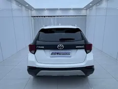 2022 Toyota Yaris L Zhixuan X 1.5L CVT Luxury Plus, белый — фото 5