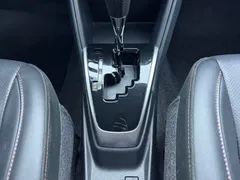 2022 Toyota Yaris L Zhixuan X 1.5L CVT Luxury Plus, белый — фото 11