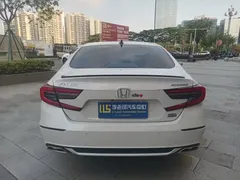 2022 Honda Accord 260TURBO Premium, белый — фото 4