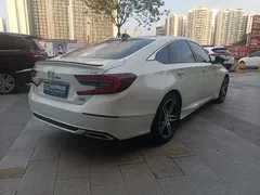 2022 Honda Accord 260TURBO Premium, белый — фото 6