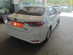 2022 Toyota Corolla 1.8L Hybrid E-CVT, белый — фото 4