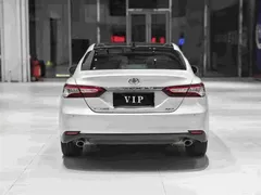 2021 Toyota Camry 2.5G Luxury, белый — фото 5