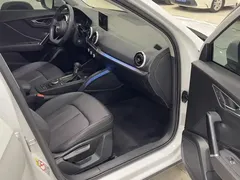 2022 Audi Q2L 35 TFSI Sport, белый — фото 9