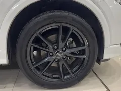 2022 Audi Q2L 35 TFSI Sport, белый — фото 25