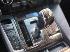 2021 Toyota Alphard Hybrid 2.5L Premium, чёрный — фото 25