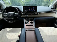 2023 Toyota Sienna 2.5L Hybrid Comfort — фото 7