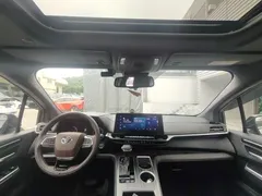 2021 Toyota Sienna 2.5L, чёрный — фото 13
