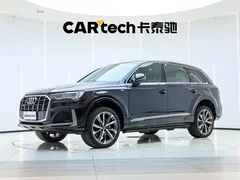 2023 Audi Q7 55 TFSI quattro S line Sport, чёрный — фото 1
