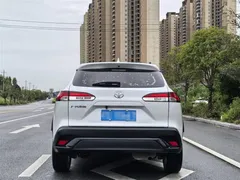 2022 Toyota Frontlander 2.0L CVT Elite, белый — фото 5