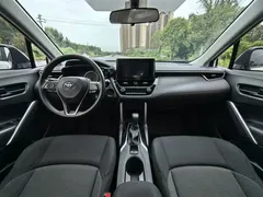 2022 Toyota Frontlander 2.0L CVT Elite, белый — фото 9