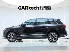 2023 Audi Q7 55 TFSI quattro S line Sport, чёрный — фото 3