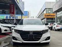 2022 Honda Accord 260TURBO Premium, белый — фото 2
