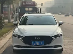 2020 Mazda 3 2.0L, белый — фото 2