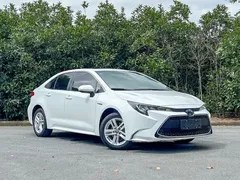 2022 Toyota Levin Hybrid 1.8H E-CVT Leading, белый — фото 3