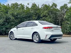 2022 Toyota Levin Hybrid 1.8H E-CVT Leading, белый — фото 5
