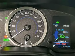 2022 Toyota Levin Hybrid 1.8H E-CVT Leading, белый — фото 7