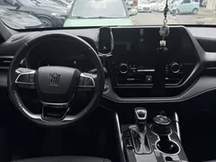 2023 Toyota Crown Kluger 2.5L HEV 4WD Luxury, чёрный — фото 5