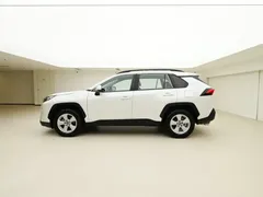 2021 Toyota RAV4 2.0L CVT 2WD Urban, белый — фото 4