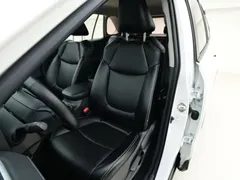 2021 Toyota RAV4 2.0L CVT 2WD Urban, белый — фото 13