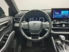 2021 Toyota Crown Kluger 2.5L HEV 4WD Premium, чёрный — фото 6