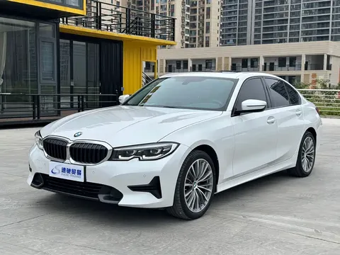 2022 BMW 3 Series 320i Sport Package