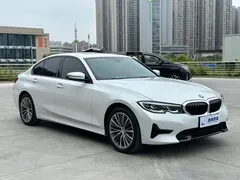 2022 BMW 3 Series 320i Sport Package, белый — фото 3