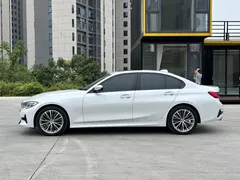 2022 BMW 3 Series 320i Sport Package, белый — фото 7