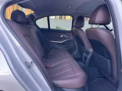 2022 BMW 3 Series 320i Sport Package, белый — фото 19