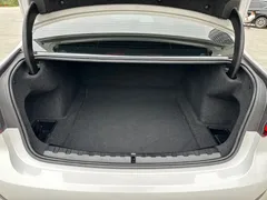 2022 BMW 3 Series 320i Sport Package, белый — фото 20