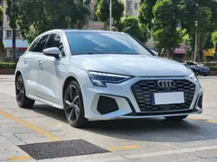 2022 Audi A3 Sportback 35 TFSI, белый — фото 3
