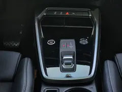 2022 Audi A3 Sportback 35 TFSI, белый — фото 16