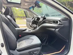 2021 Toyota Camry 2.0S, белый — фото 11