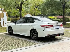 2021 Toyota Camry 2.0S, белый — фото 13