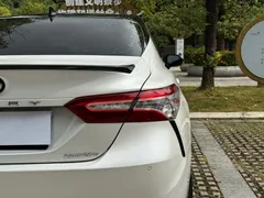 2021 Toyota Camry 2.0S, белый — фото 19