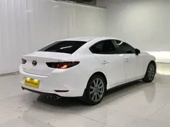 2023 Mazda 3 2.0L AT, белый — фото 4