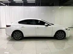 2023 Mazda 3 2.0L AT, белый — фото 7