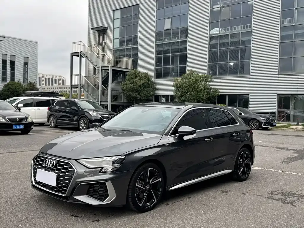 2021 Audi A3 Sportback 35 TFSI Fashion Sport